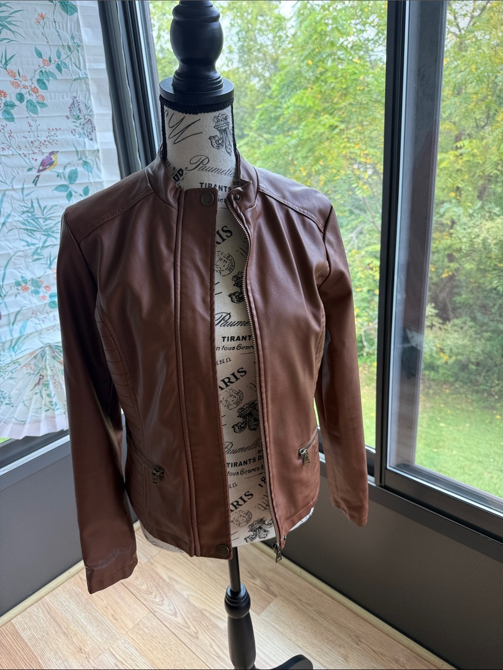 “NEW LOOK” POLYURETHANE.\RAYON\POLYESTER JACKET SIZS S - Picture 6 of 10